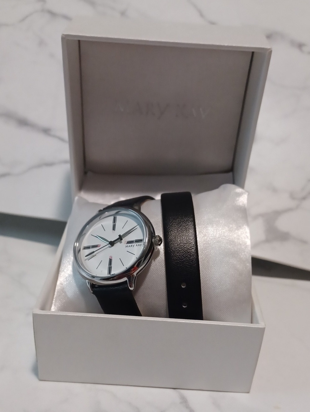 New Mary Kay Black Leather Strap Silver-Tone Watch With Box